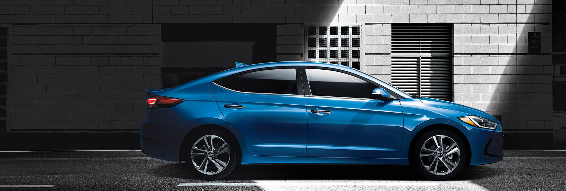 Hyundai Elantra: Electric Oil Pump. Description and Operation Hyundai Elantra: Electric Oil Pump. Description and Operation
